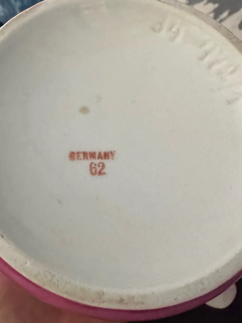 Ceramic Teapot with black Trim